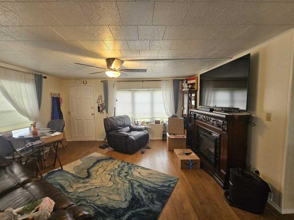 RIVI Mobile Home For Sale