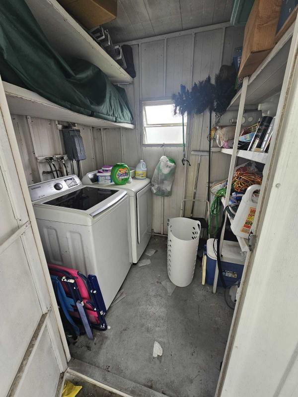 RIVI Mobile Home For Sale