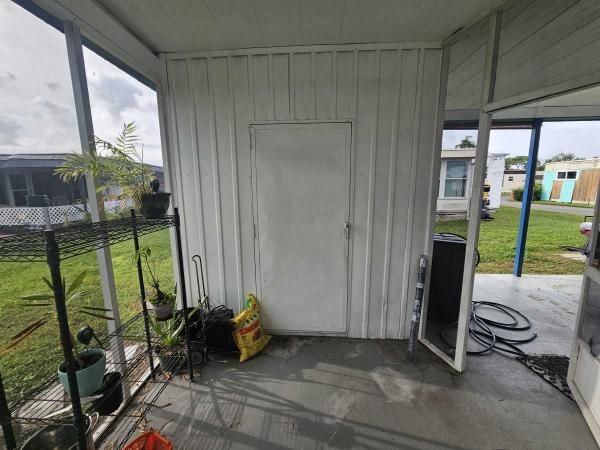 RIVI Mobile Home For Sale