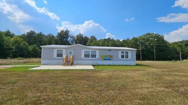 Photo 1 of 2 of home located at 20020 A Jeff Sykes Dr Aberdeen, MS 39730