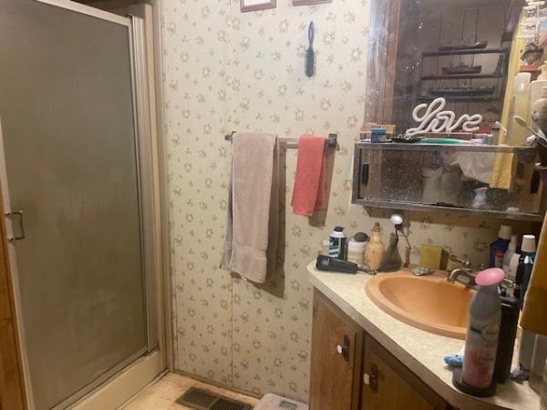 1982 Cavco Manufactured Home