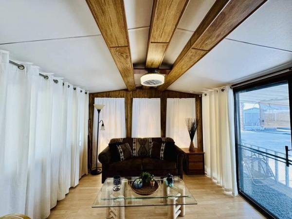 1984 Villa Manufactured Home