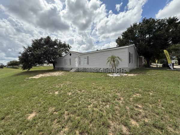 2000 Skyline B425-CT Mobile Home
