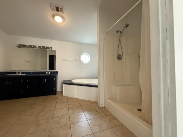 2000 Skyline B425-CT Mobile Home