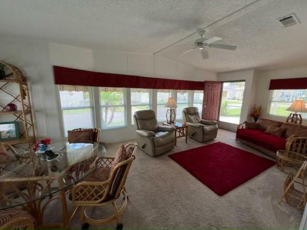 1988 HS Skyline Manufactured Home