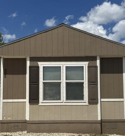 Photo 2 of 13 of home located at 7460 Kitty Hawk Road Site 305 Converse, TX 78109