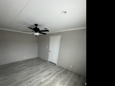Photo 5 of 14 of home located at 7460 Kitty Hawk Rd. Site 446 Converse, TX 78109