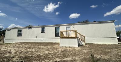 Mobile Home at 7460 Kitty Hawk Rd Site 189 Converse, TX 78109