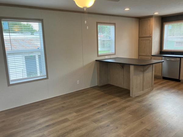 2025 CMH Manufacturing West, Inc. mobile Home