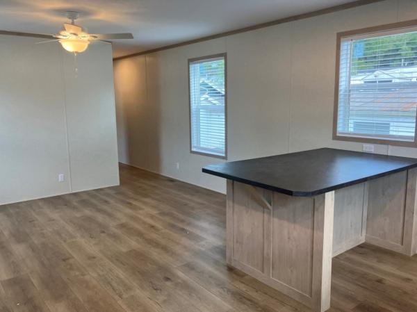 2025 CMH Manufacturing West, Inc. mobile Home