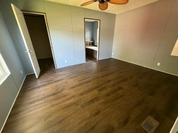 2017 22B Mobile Home