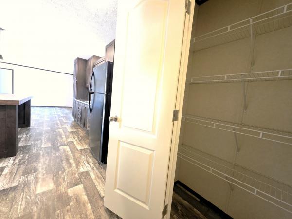 2020 5628-732 95PLH28563AH20 Mobile Home