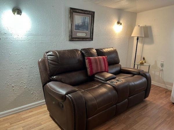 1999 Mobile Home