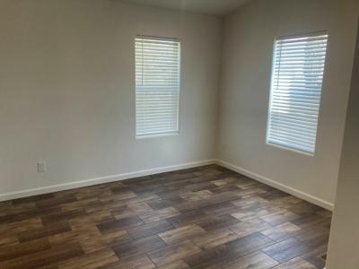 Photo 3 of 20 of home located at 11411 N 91st Avenue #25 Peoria, AZ 85345