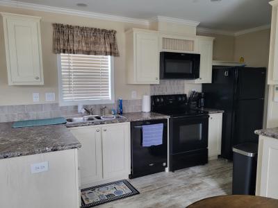 Photo 4 of 11 of home located at 3751 Laurel Valley Blvd. Zephyrhills, FL 33542