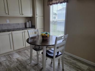 Photo 5 of 11 of home located at 3751 Laurel Valley Blvd. Zephyrhills, FL 33542