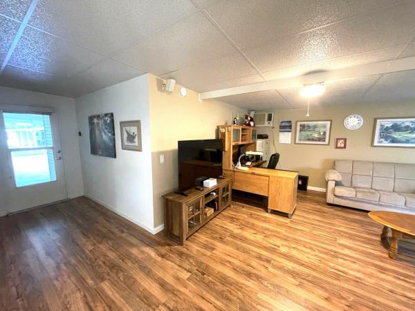1996 Palm Harbor Mobile Home