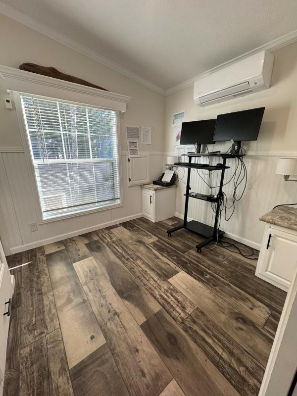 2021 Skyline 1991 - 3szn Mobile Home
