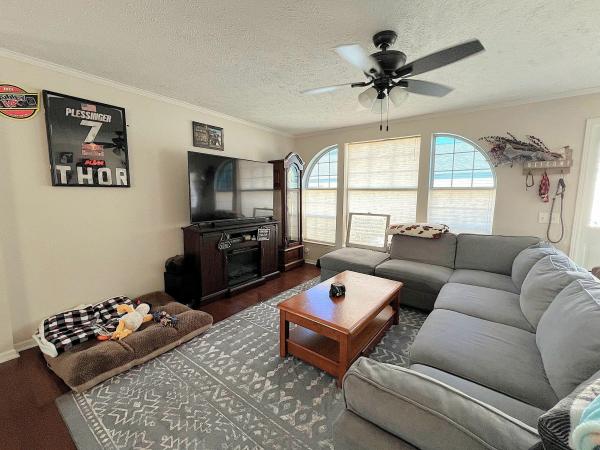 2004 Commander Mobile Home