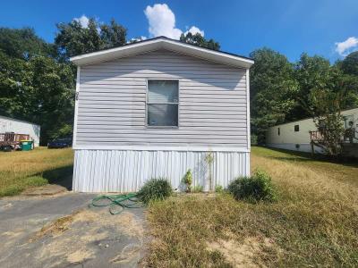 Photo 2 of 3 of home located at 491 Chapman Rd Lot 90 Fountain Inn, SC 29644
