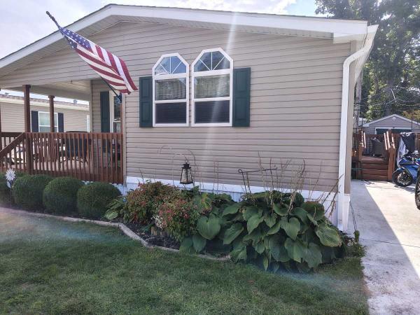 2008 Pine Grove Mobile Home For Sale