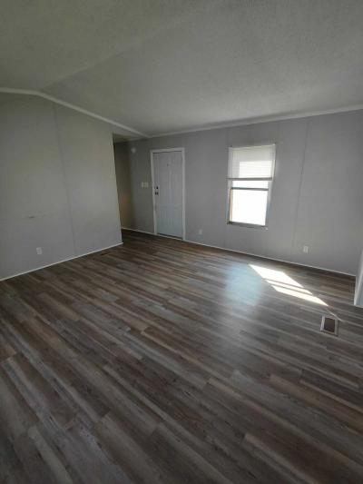 Photo 5 of 16 of home located at 301 Mantle Ave #242Kc Jackson, MI 49202