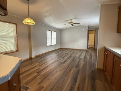 Photo 3 of 11 of home located at 185 Laurie Circle Jackson, MI 49203