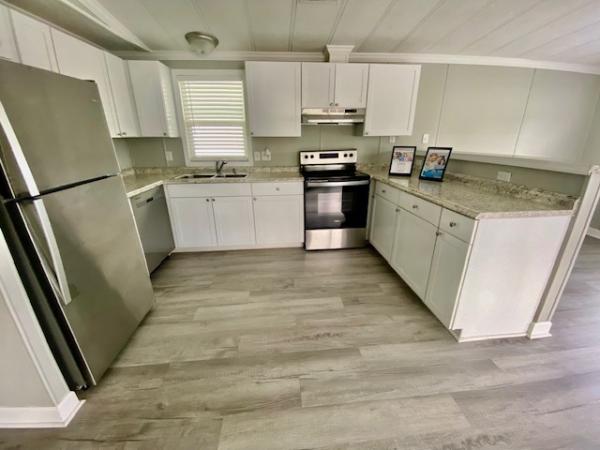1985 BARR HS Mobile Home