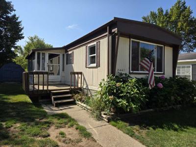 Mobile Home at 2441 Carl Ct Wixom, MI 48393