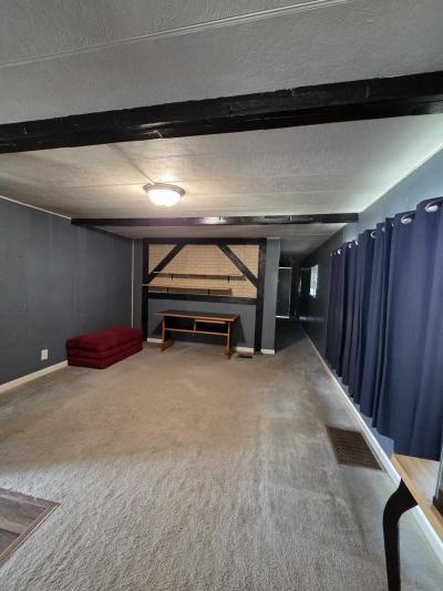 Photo 3 of 8 of home located at 2441 Carl Ct Wixom, MI 48393