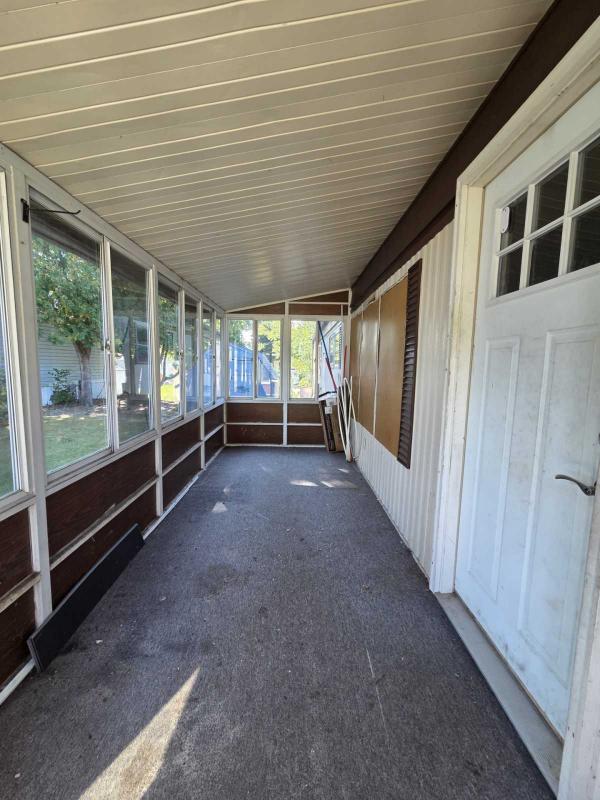 1974 Skyline Manufactured Home