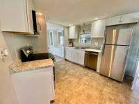 1981 SCHU HS Mobile Home