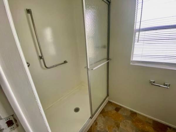 1981 SCHU HS Mobile Home