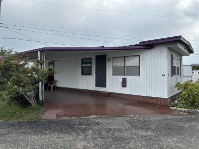 Photo 1 of 11 of home located at 6211 15th Street E Lot 67 Bradenton, FL 34203