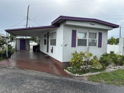 Photo 1 of 11 of home located at 6211 15th Street E Lot 67 Bradenton, FL 34203