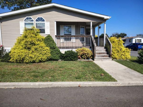 2009 Pine Grove Mobile Home For Sale