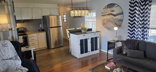 1979 2Br/1.5BA Mobile Home