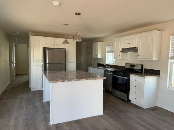 2025 Champion Home Builders, Inc. mobile Home