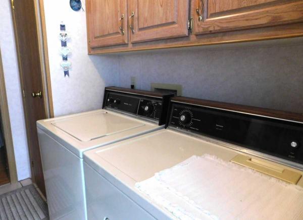 1993 Jacobsen Mobile Home For Sale