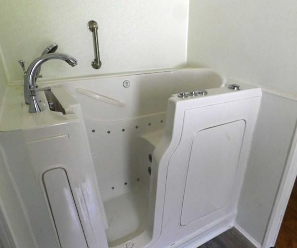 1992 Jacobsen Mobile Home For Sale