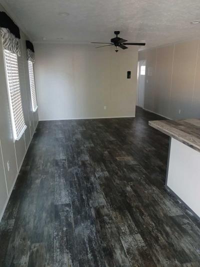 Photo 2 of 10 of home located at 1710 Amy Dr Lebanon, MO 65536