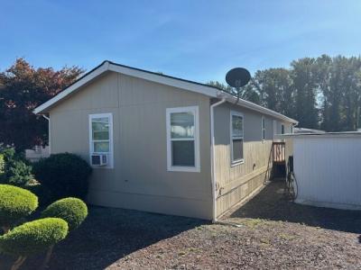 Photo 4 of 12 of home located at 10523 63rd Street Ct East Puyallup, WA 98372