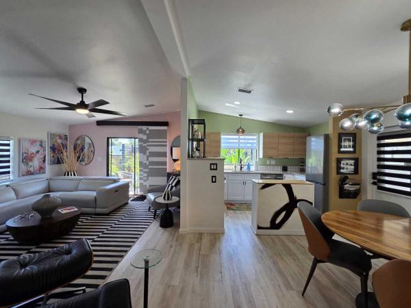 1984 Palm Harbor Manufactured Home