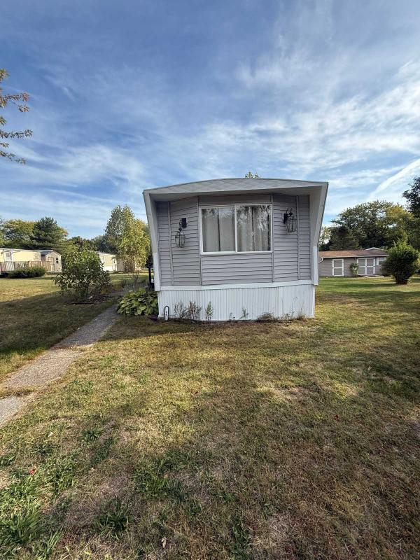 1976 Manufactured Home