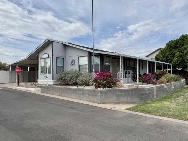 1998 CAVCO Mobile Home For Sale