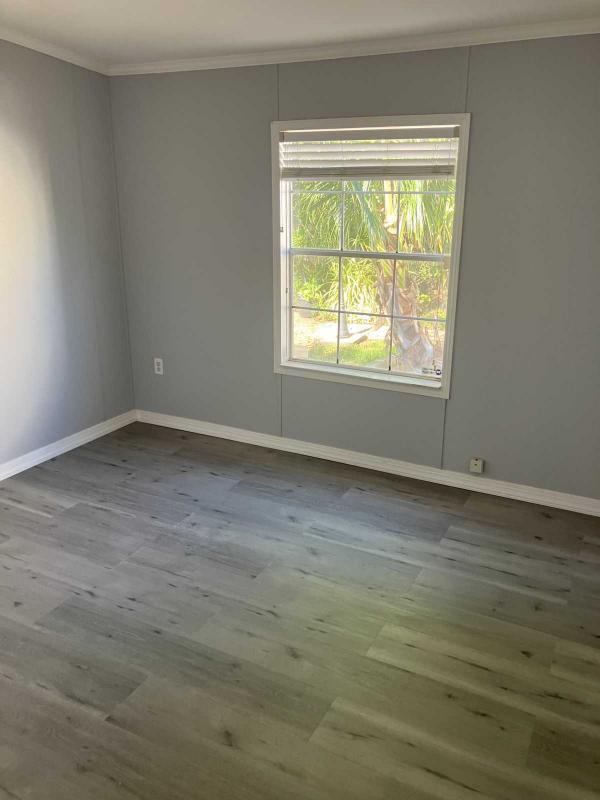 2005 Fleetwood Mobile Home