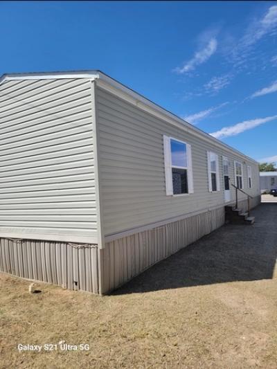 Mobile Home at 6111 Sun Valley Dr Trlr 325 El Paso, TX 79924