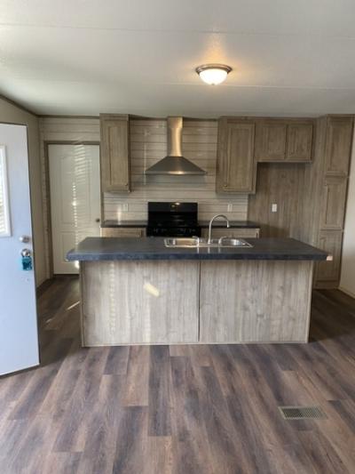 Photo 4 of 6 of home located at 6111 Sun Valley Dr Trlr 325 El Paso, TX 79924