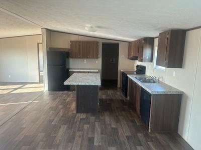 Photo 5 of 12 of home located at 9404 SE 90th Street Geronimo, OK 73543