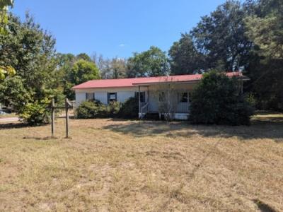 Mobile Home at 22 Lanel Dr Sumter, SC 29150